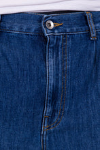 Carica l'immagine nel visualizzatore di Gallery, alzavola moda sostenibile jeans uomo denim cante dettaglio fronte