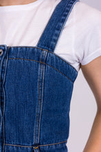 Upload the image to the Gallery viewer, vestito denim estivo erdenite di alzavola moda sostenibile, dettaglio spalline sul fronte