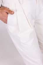 Upload the image to the Gallery viewer, Dama - Velvet White women's trousers