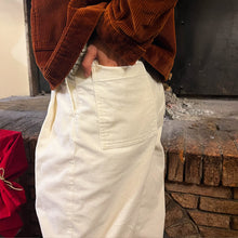 Upload the image to the Gallery viewer, Dama - Velvet White women's trousers