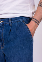 Carica l&#39;immagine nel visualizzatore di Gallery, alzavola moda sostenibile jeans uomo denim cante dettaglio tasca fronte
