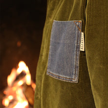 Carica l&#39;immagine nel visualizzatore di Gallery, Lunardo - Camicia Velvet Verde militare unisex
